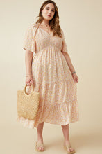 The Georgia Plus in Peach Floral
