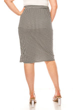 Plus Printed Knee Length Pencil Skirt 170 in Black/White