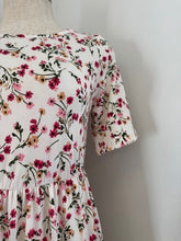 Floral Pocket Dress Style 1006