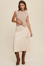 Sloane Cargo in Champagne