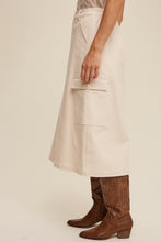 Sloane Cargo in Champagne