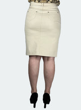 Camila in Beige