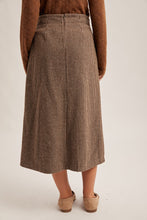 Button Down Houndtooth Skirt 8710 in Brown