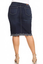 The Roselle Plus in Dark Indigo