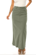 Ivy Long Skirt in Greenfinch