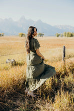 Taylor in Vintage Herb