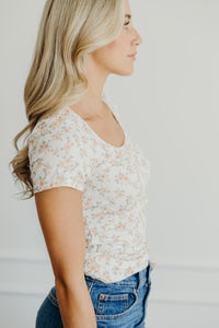Floral Ribbed Scoop Neck Tee in Apricot Nectar