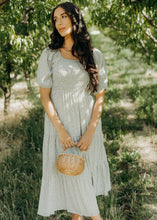 Indy in Honeybloom