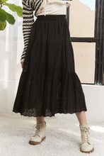 The Artisan Midi in Beige