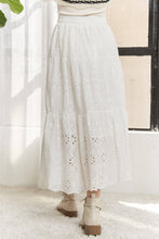 The Artisan Midi in Beige