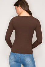 9509 Crew Neck Rayon Ribbed Long Sleeve in Hot Fudge