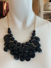 1212 Riah Fashion Necklace and Earrings