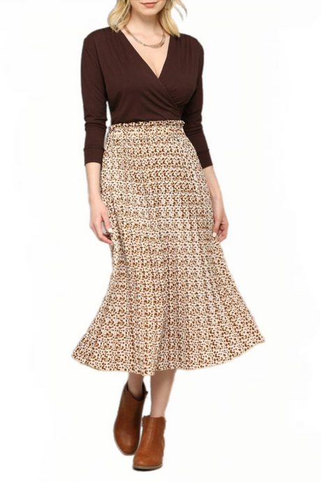 Pleated Skirt Style 2383 in White Camel